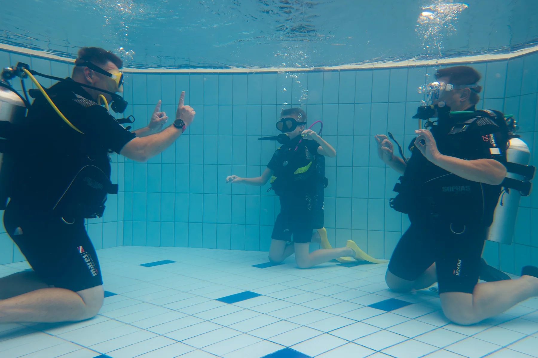 Practising diving skills in the shallow part of Jáma in Aquapalace