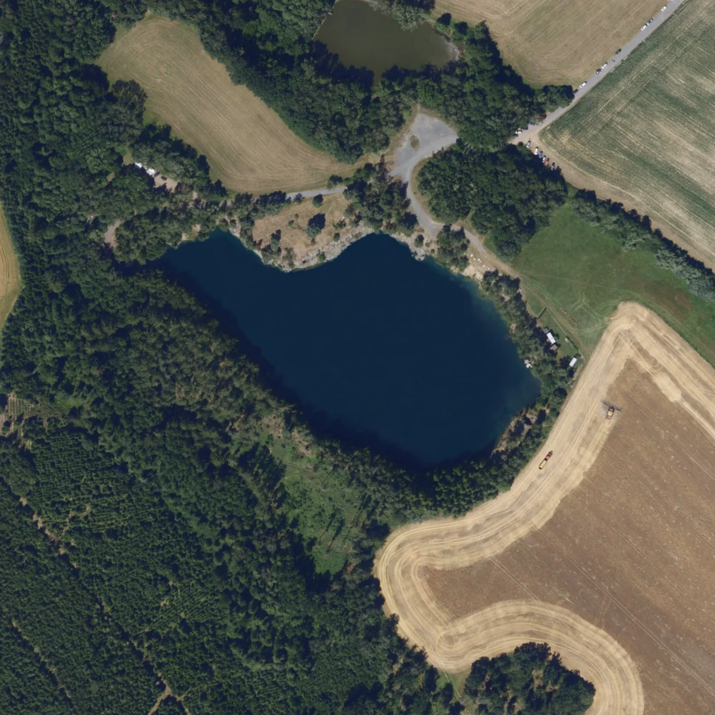 Lom Borek — pohled na lokalitu